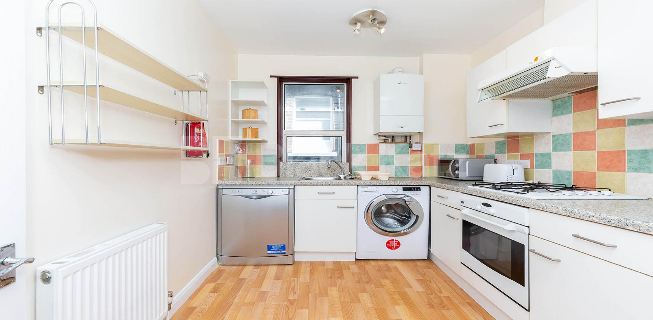 			NEW INSTRUCTION!, 2 Bedroom, 1 bath, 1 reception Flat			 North Villas, CAMDEN SQUARE